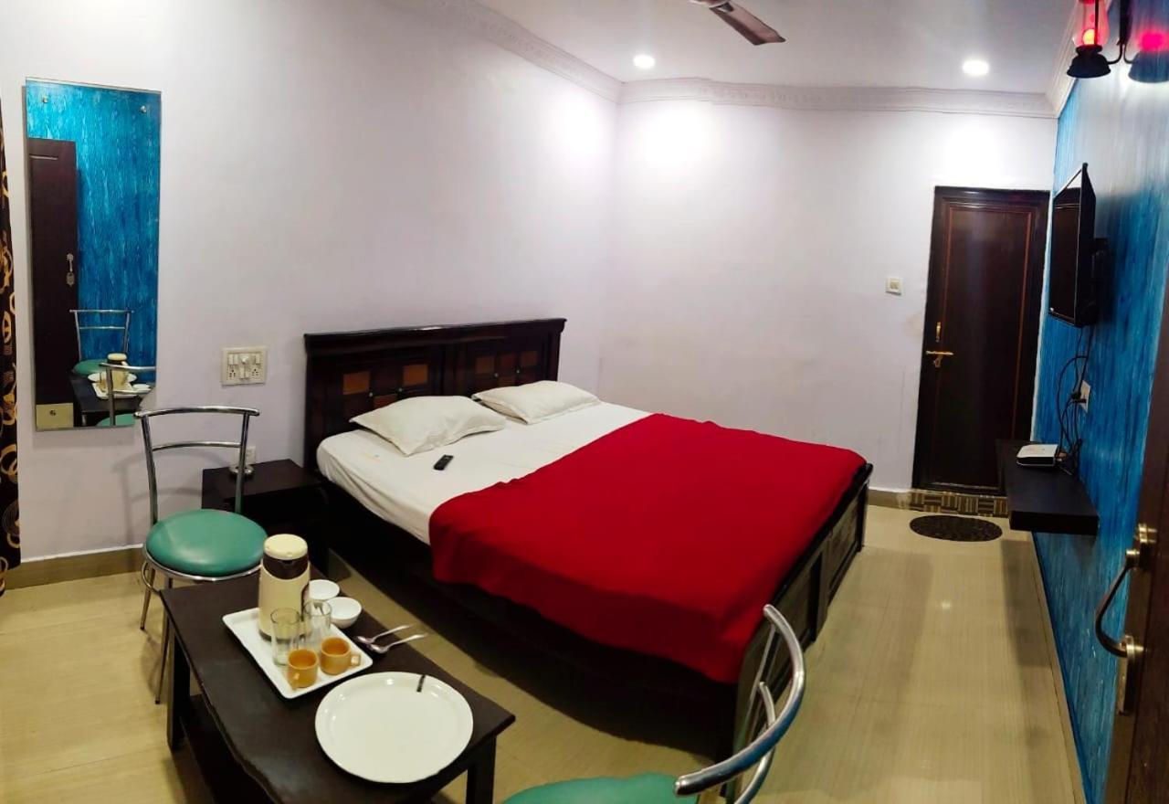 Sv Guest Rooms Visakhapatnam Exteriör bild
